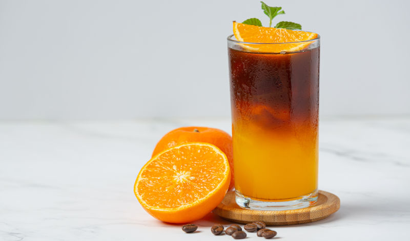 Orangensaft-Espresso