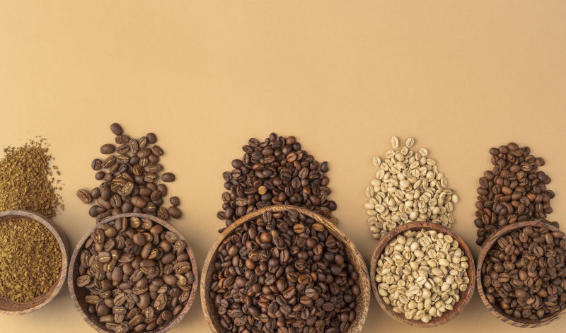 Neben den verschiedenen Röstgraden beeinflussen auch noch andere Faktoren das Aroma des Kaffees