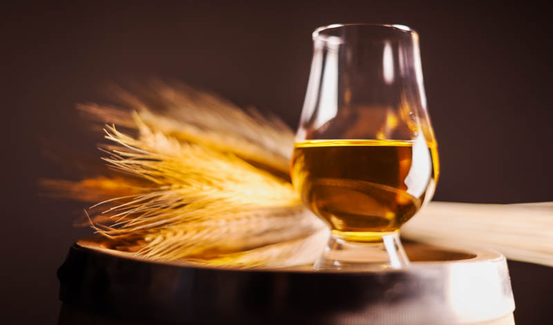 Rye Whisky wird aus Roggen hergestellt