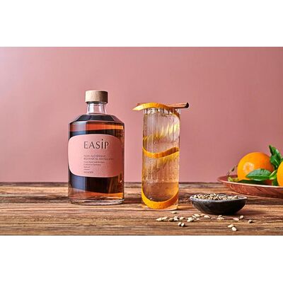 EASIP WOODS & Ale Bundle (2x Non-alcoholic Gin Alternative + 4x Thomas Henry Ginger Ale)