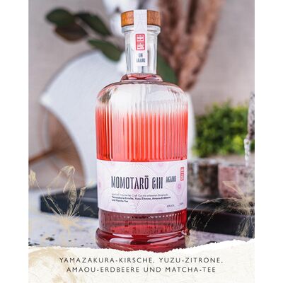 Momotaro Gin Akainu - Japan Styled New Western