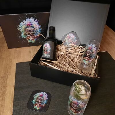 Kukamama gift box (1x Dry Gin + 2x glasses)