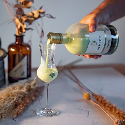 Pistachio cream liqueur